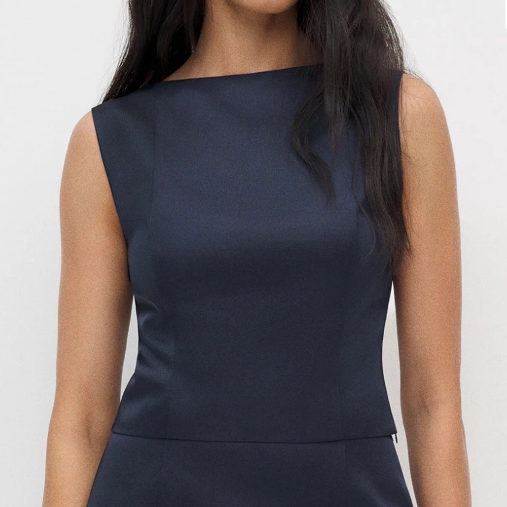 NWT New with Tags Reformation Grace Navy Blue Sleeveless Lined Top Silk-Like